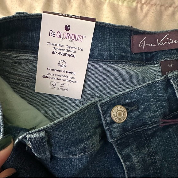 Gloria Vanderbilt Women's Amanda Original Summer Jean - Picture 4 of 9